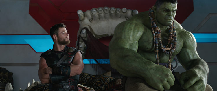 Marvel Studios' THOR: RAGNAROK..L to R: Thor (Chris Hemsworth) and Hulk (Mark Ruffalo)..Ph: Film Frame..©Marvel Studios 2017